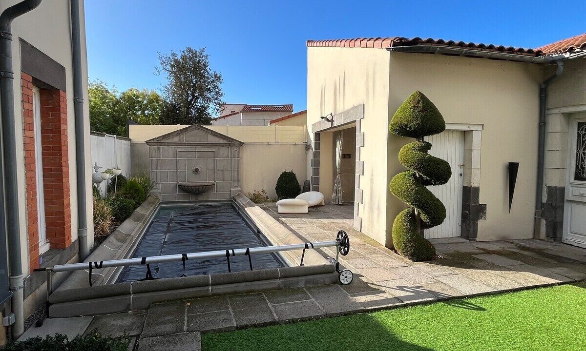 Photo of Outdoor in Pont-du-Chateau