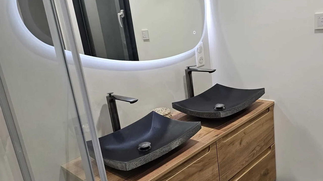 Photo of Bathroom in Riom