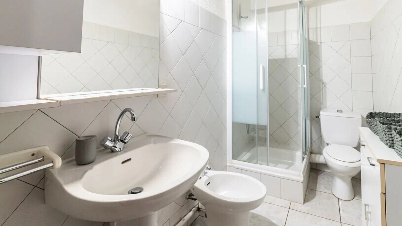 Photo of Bathroom in Palau-del-Vidre