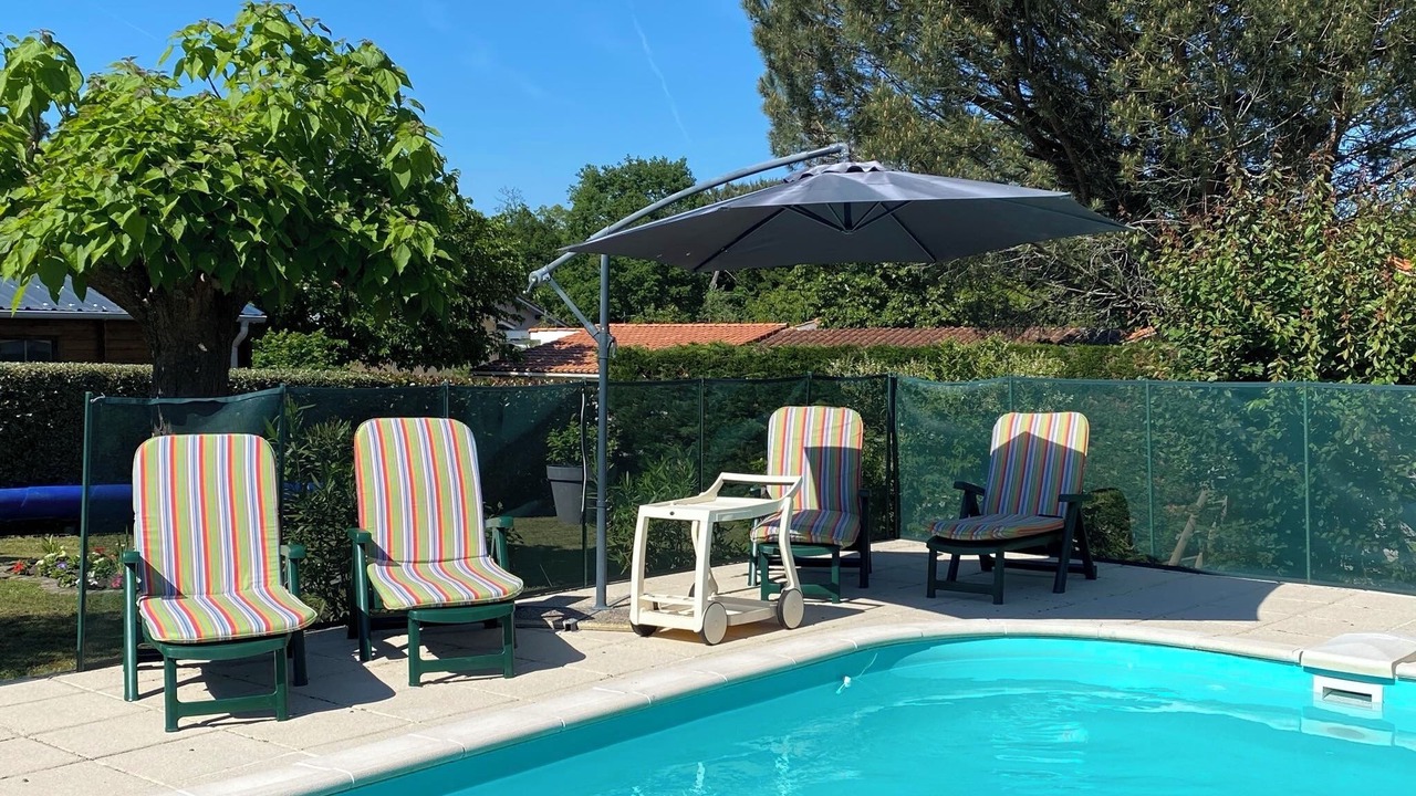Photo of Outdoor in Escource