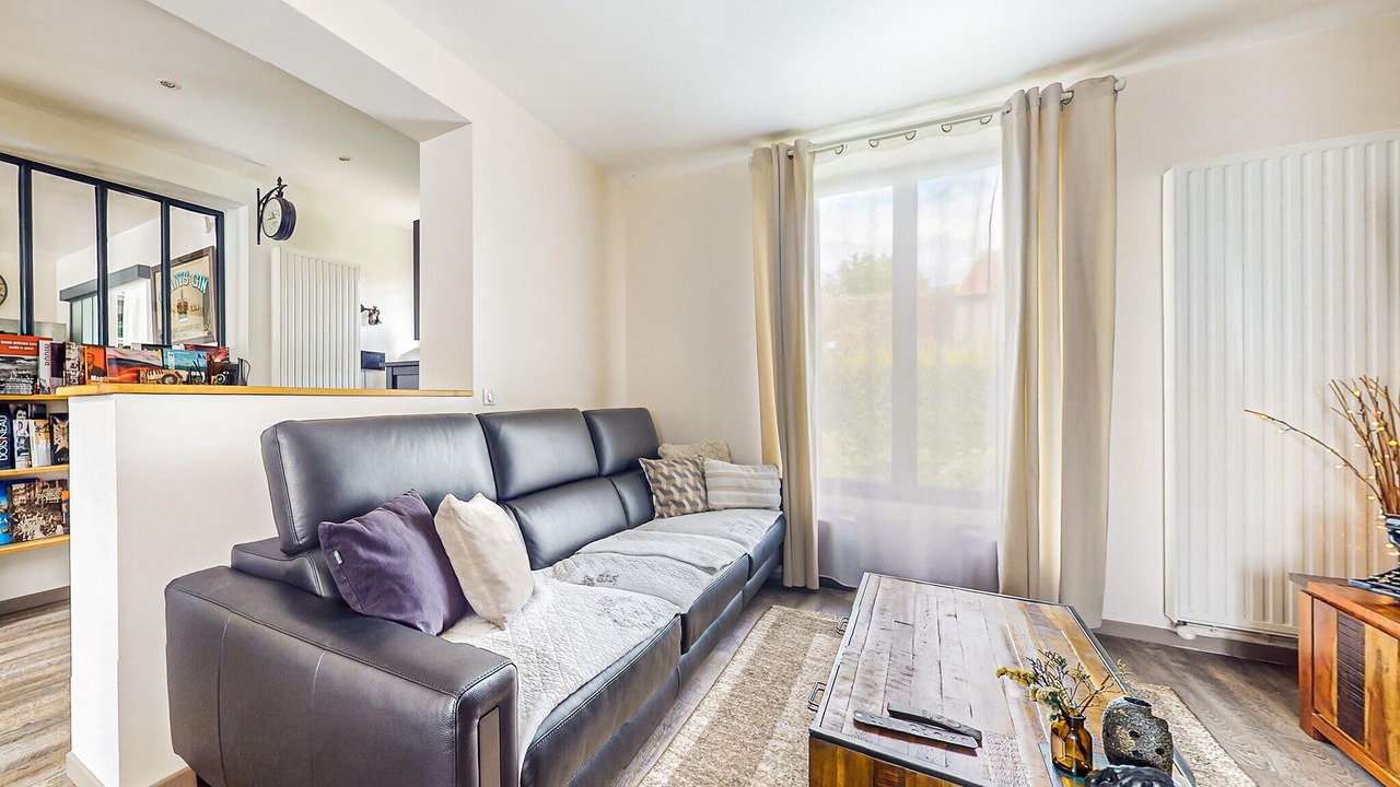 Photo of Livingroom in Montagny-Sainte-Felicite