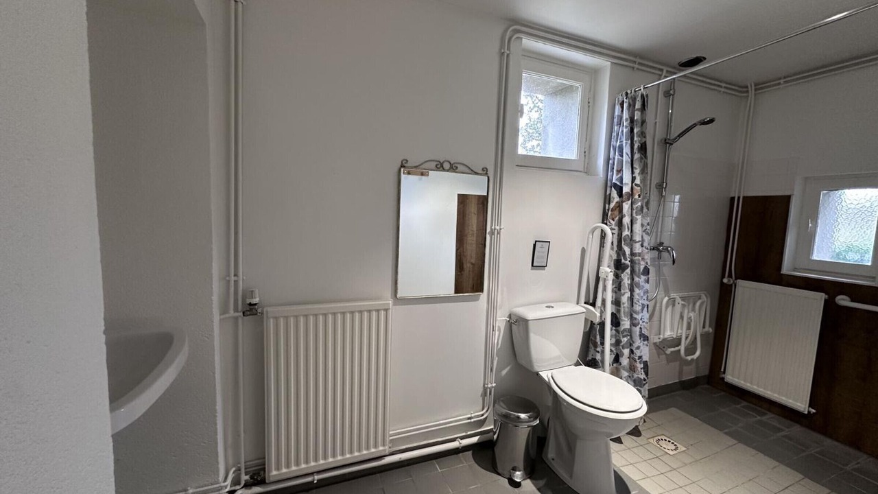 Photo of Bathroom in Souvigny