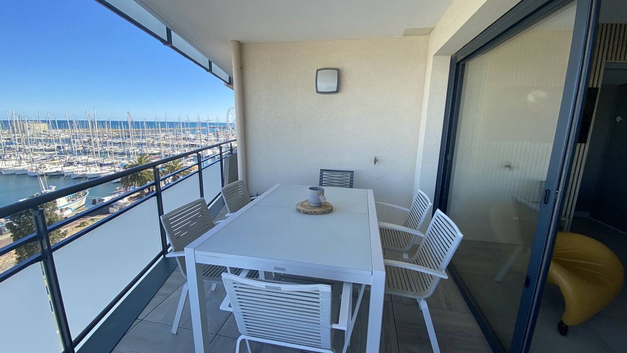 Photo of Outdoor in Le Port