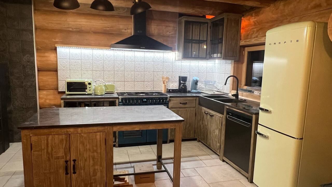 Photo of Kitchen in Yssingeaux