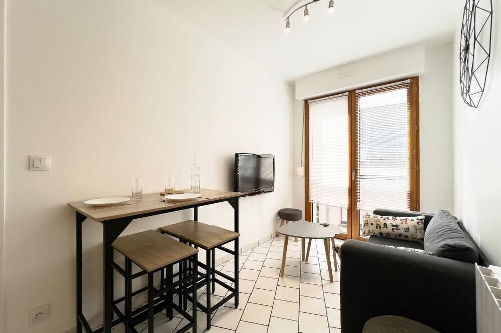 Photo of Livingroom in Cherbourg-en-Cotentin