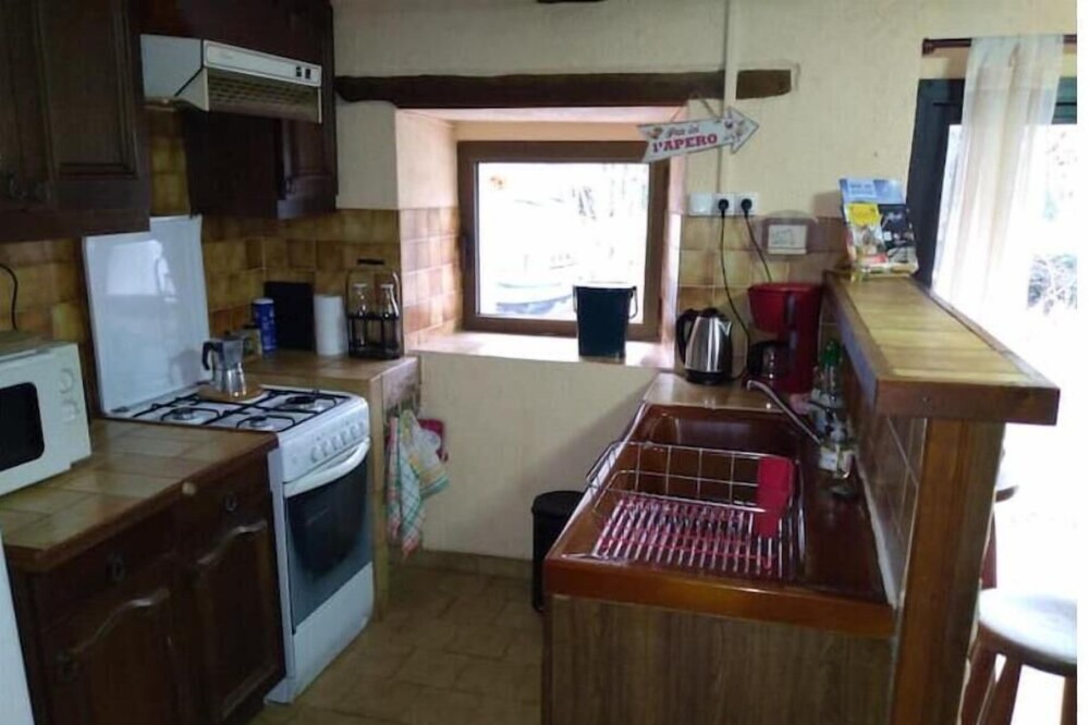Photo of Kitchen in Chambon-sur-Lac