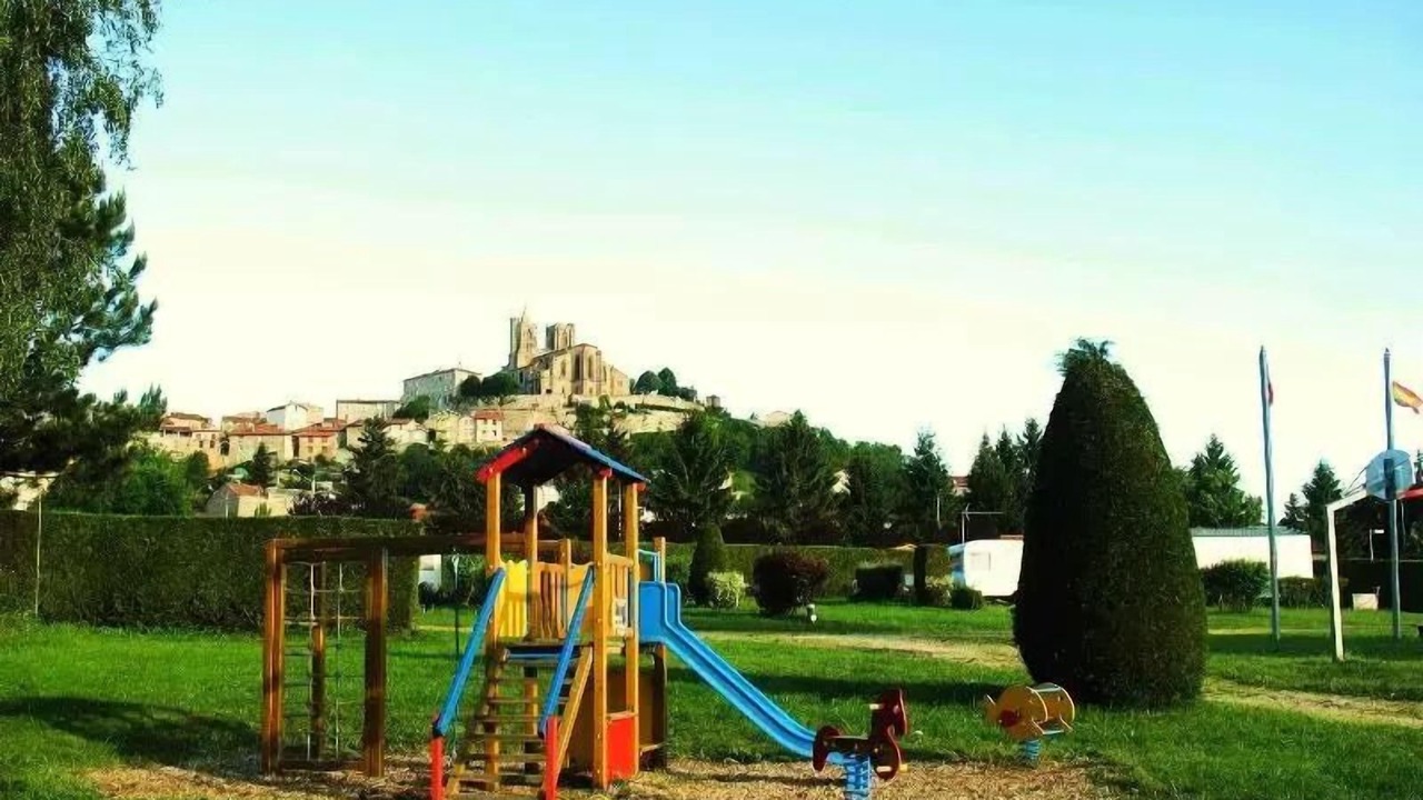 Photo of Others in Saint-Bonnet-le-Chateau