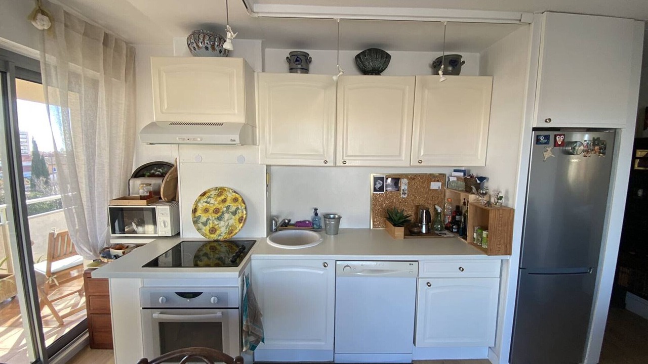 Photo of Kitchen in Le Port