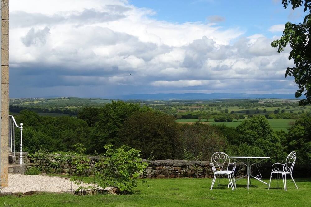 Photo of Outdoor in Champallement