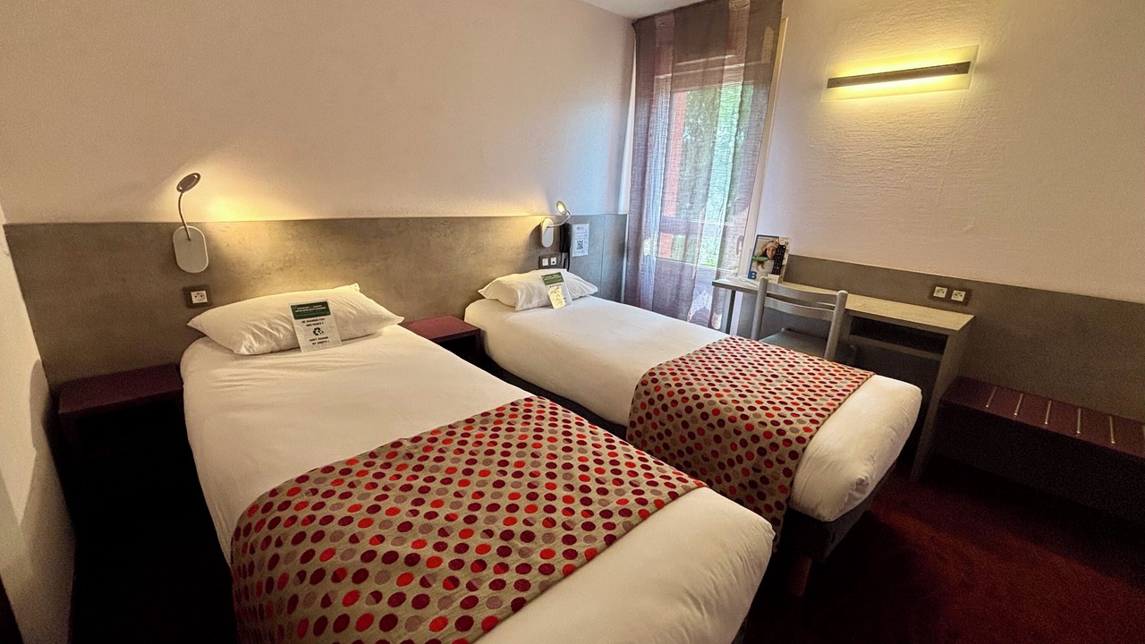 Photo of Bedroom in Saint-Saturnin