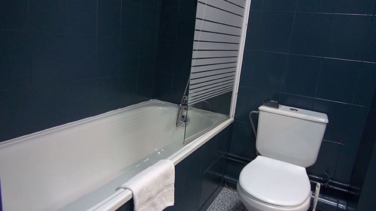 Photo of Bathroom in Cite Scientifique