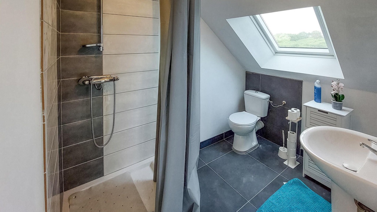 Photo of Bathroom in Quessoy