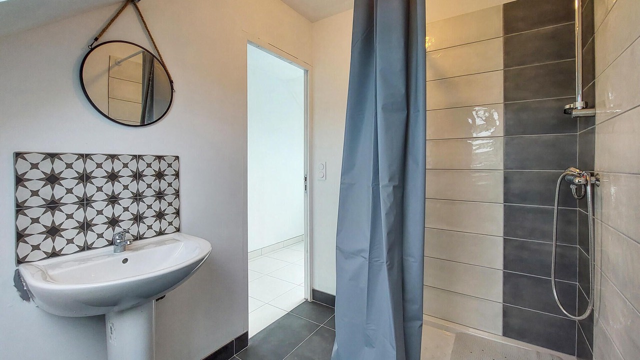 Photo of Bathroom in Quessoy