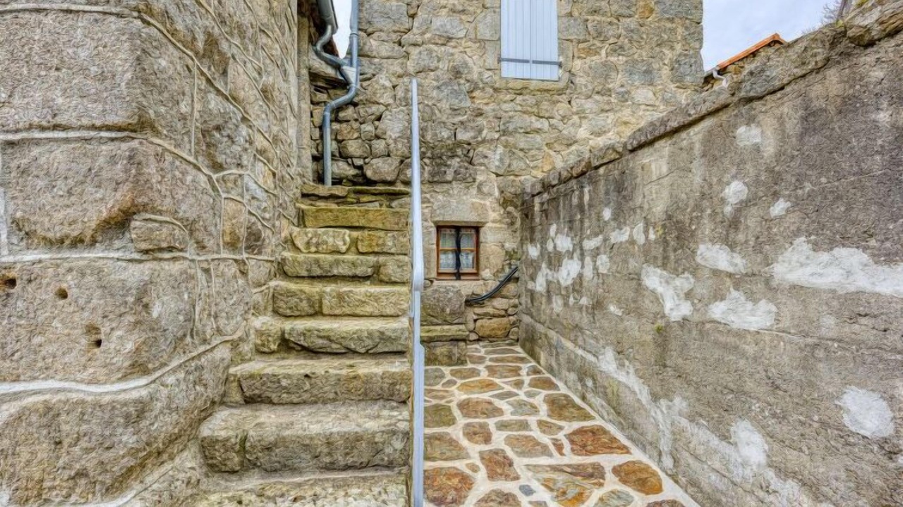 Photo of Outdoor in Sainte-Marguerite-Lafigere