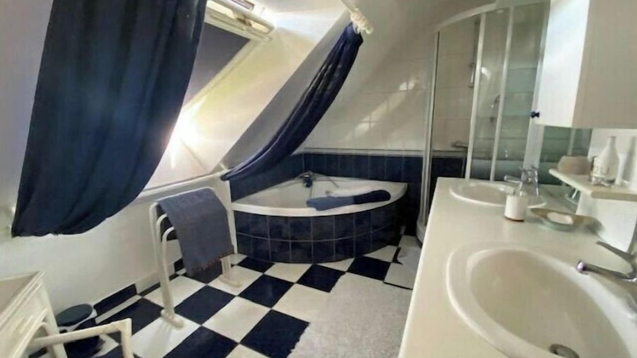 Photo of Bathroom in Ploemeur