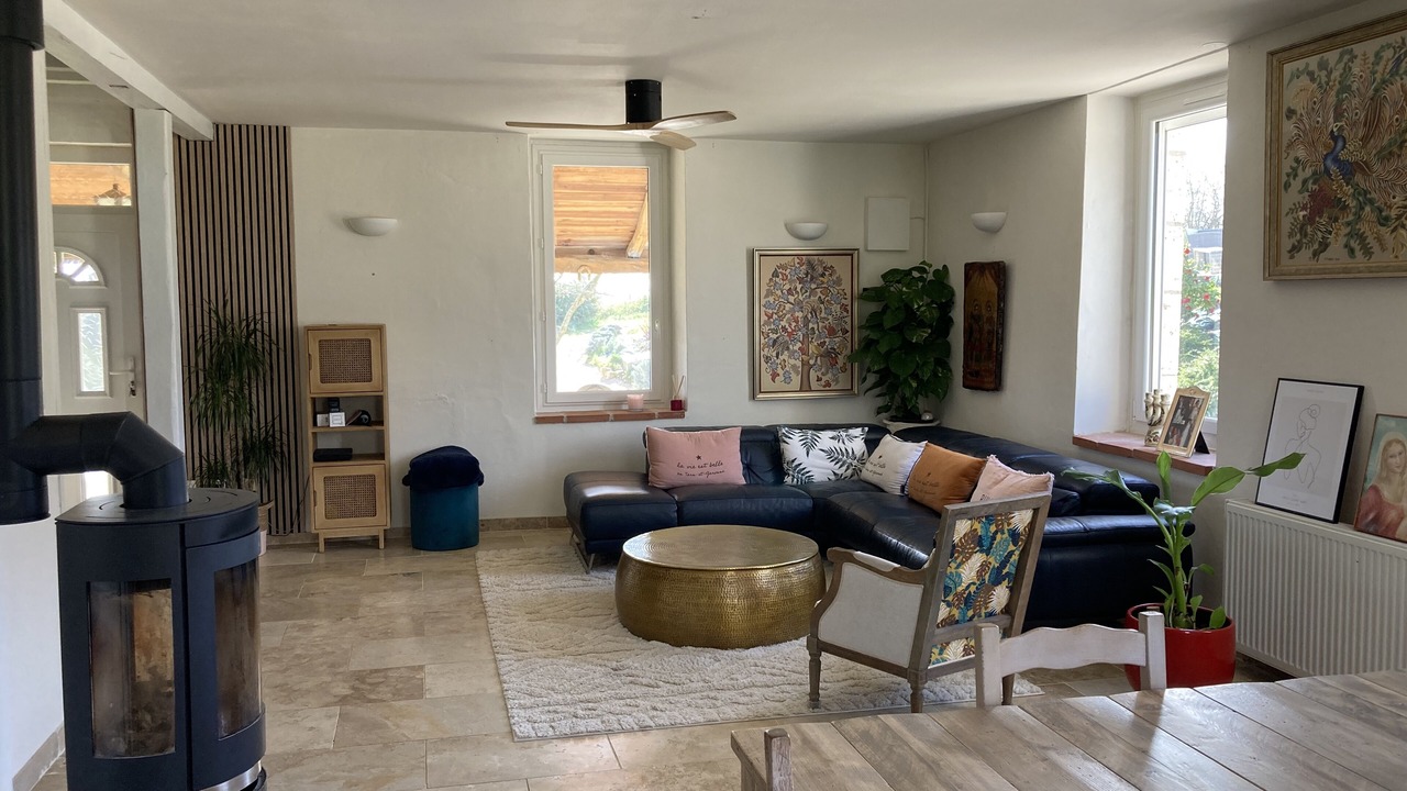 Photo of Livingroom in Monjoi