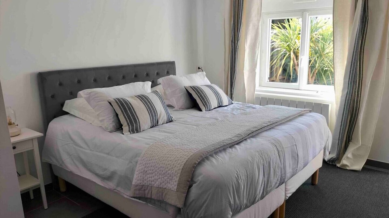 Photo of Bedroom in Quiberon