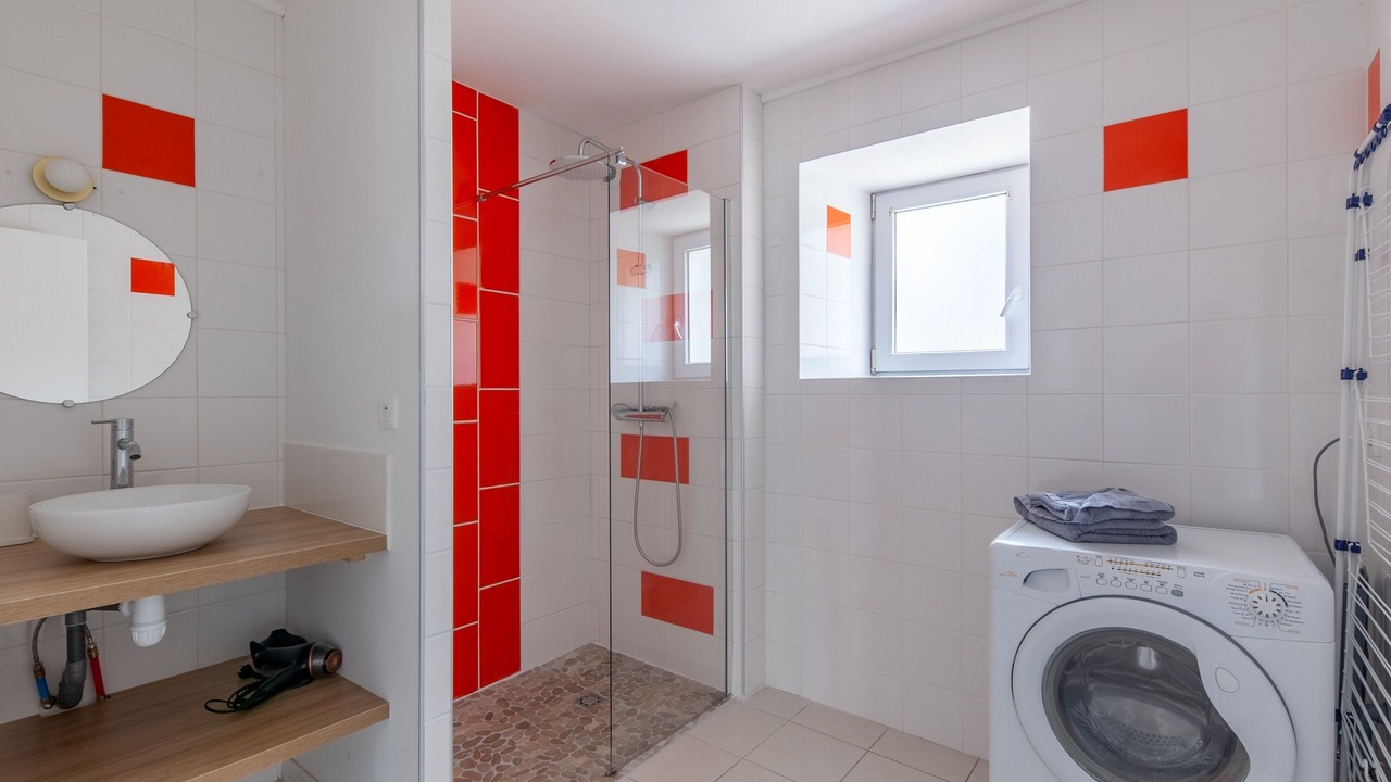 Photo of Bathroom in Houesville