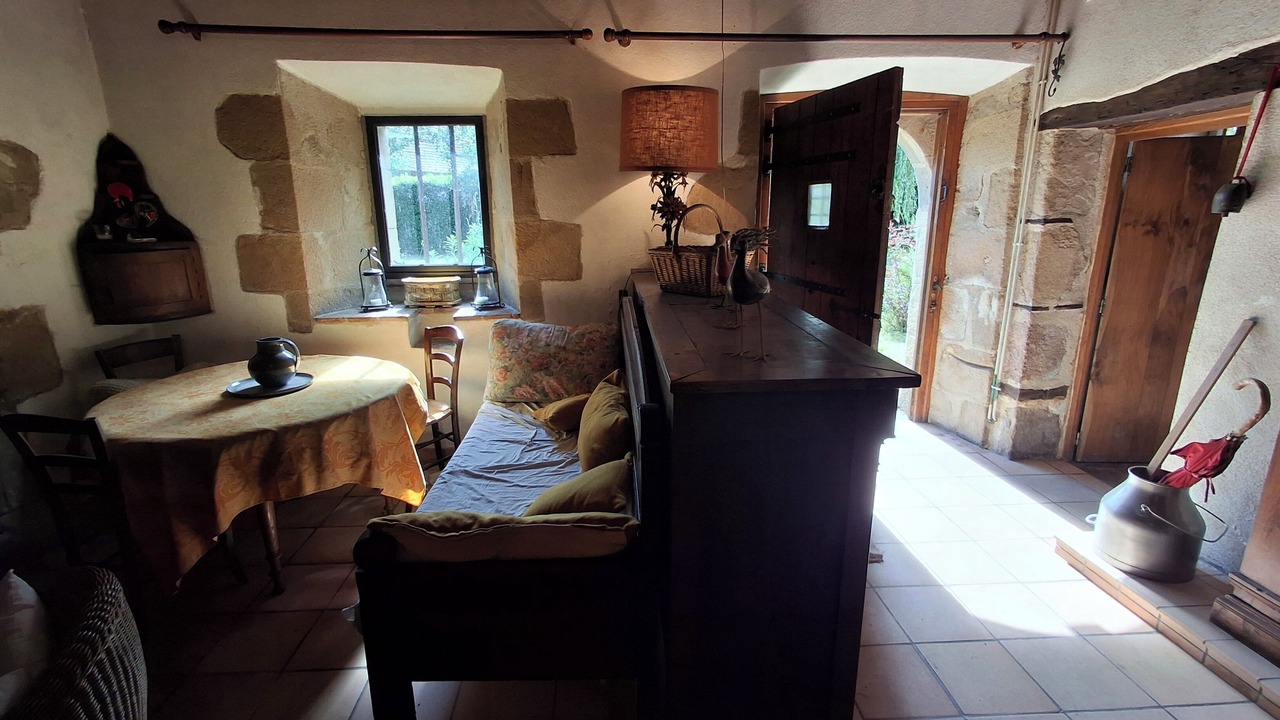 Photo of Livingroom in Chambonchard