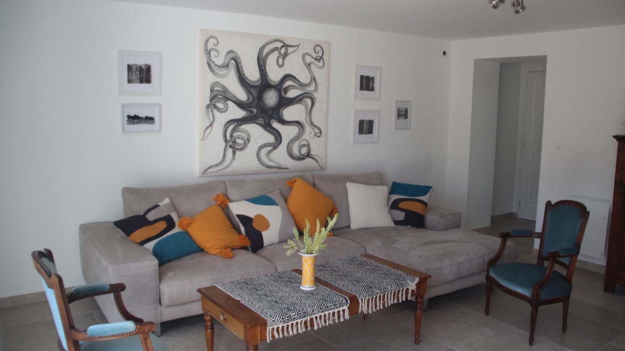 Photo of Livingroom in Sibiril