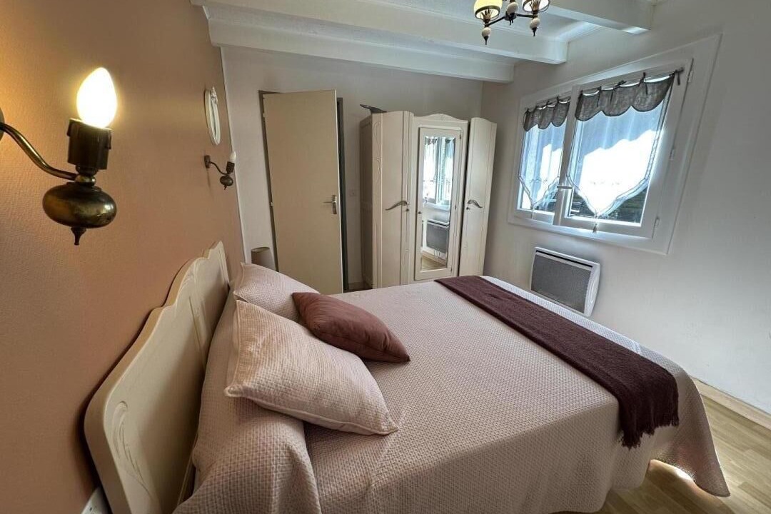 Photo of Bedroom in Gourbera