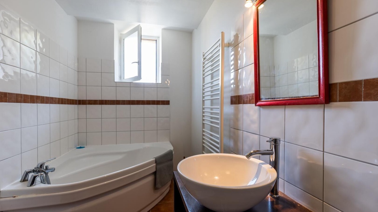 Photo of Bathroom in Biaudos