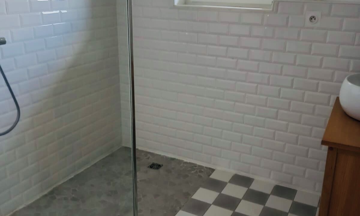 Photo of Bathroom in Viellesegure