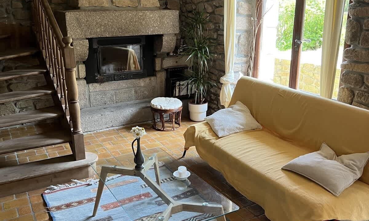 Photo of Livingroom in Plourin