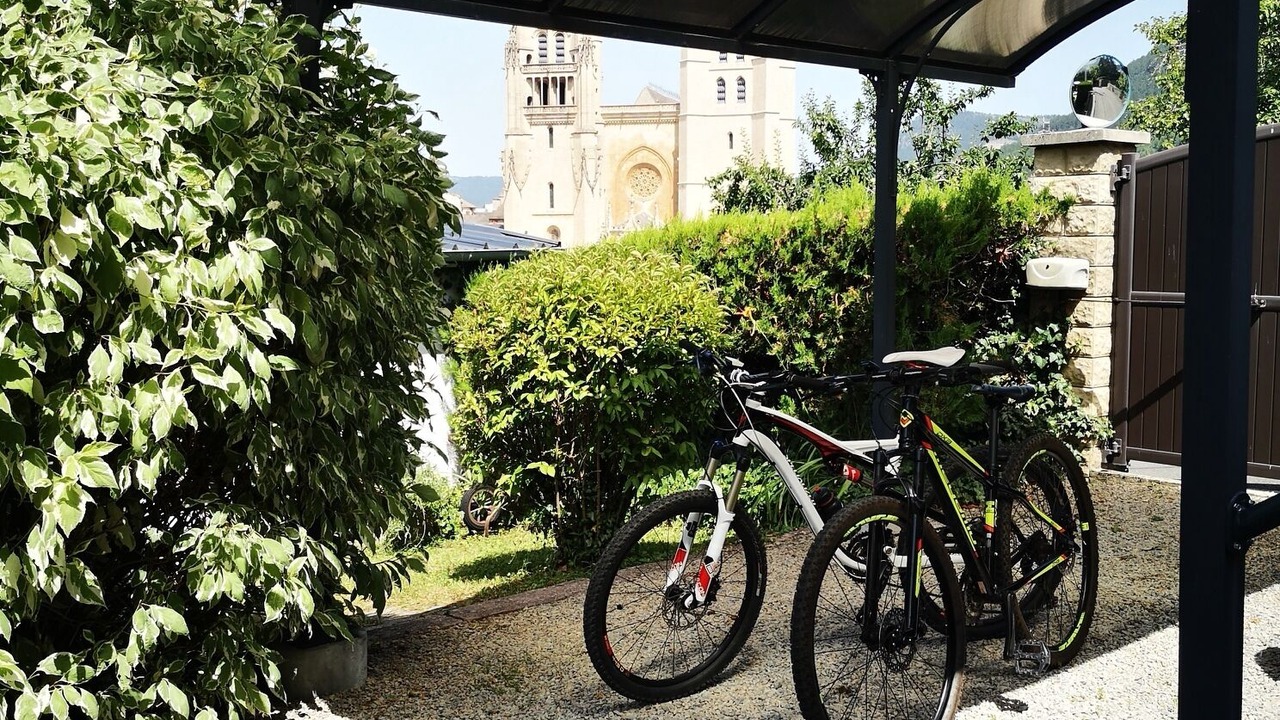 Photo of Outdoor in Mende