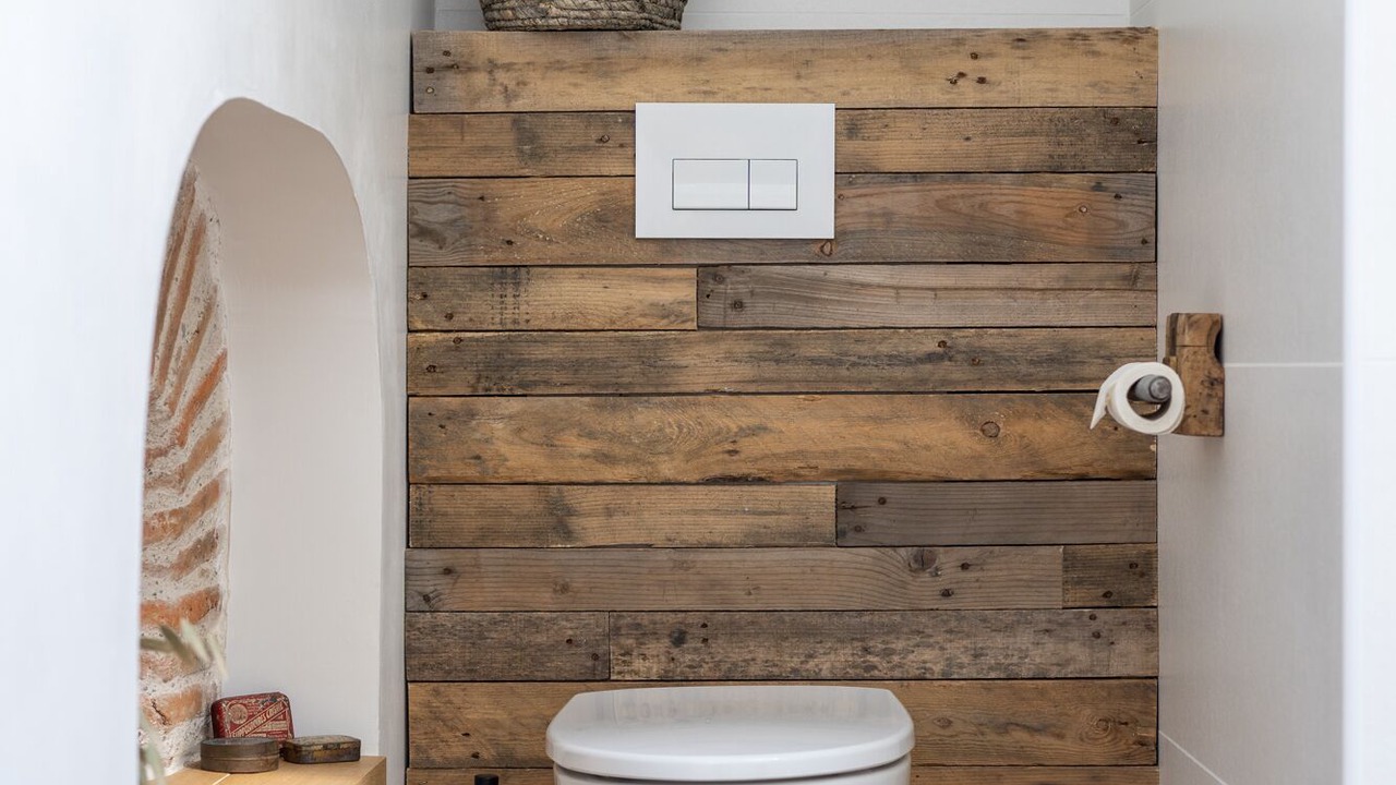 Photo of Bathroom in Chaux