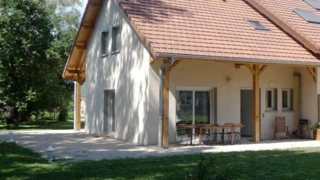 Photo of Outdoor in Myans