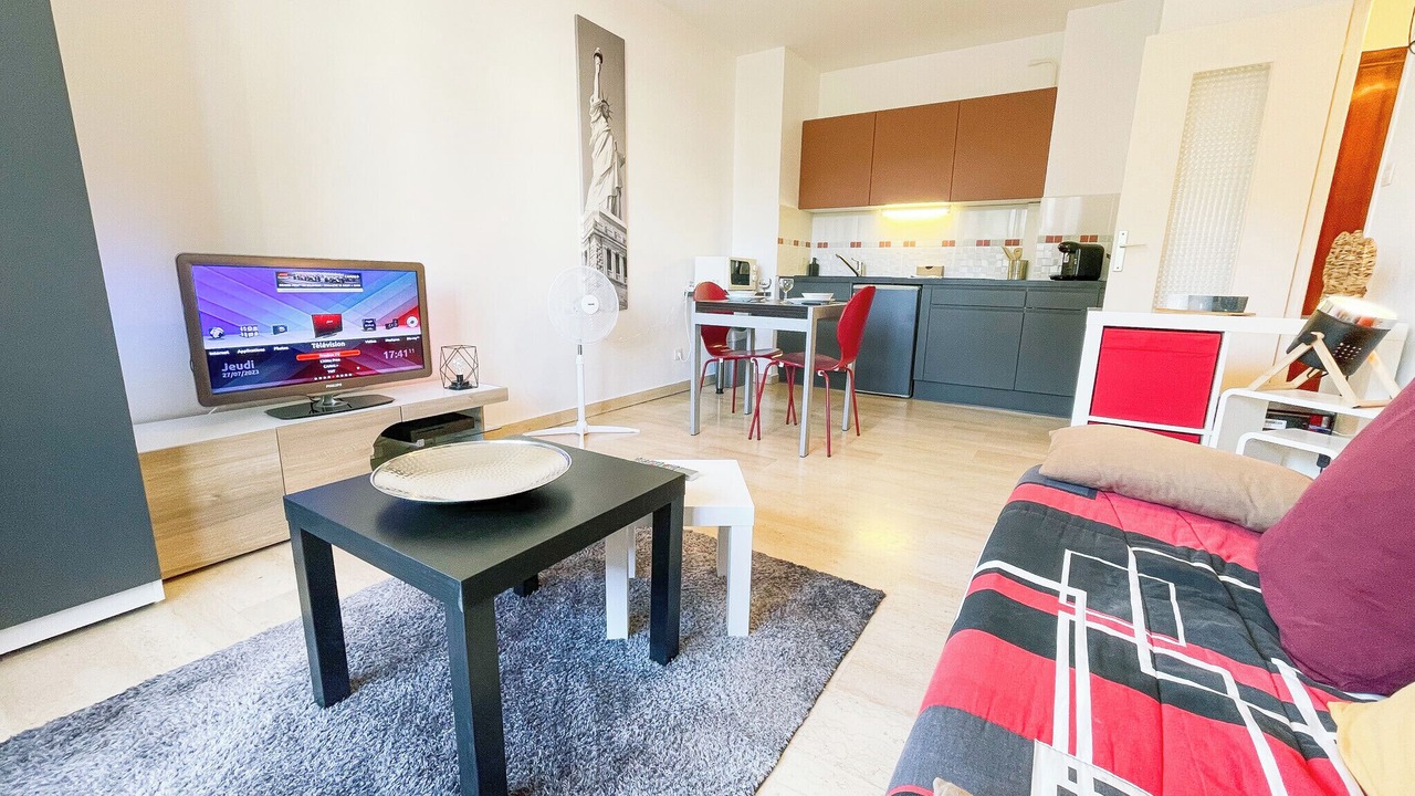 Photo of Livingroom in Secteur 3