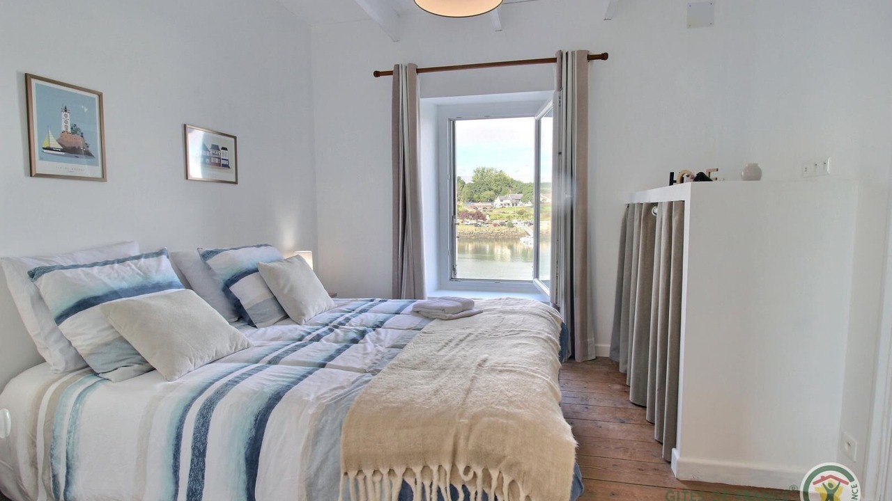 Photo of Bedroom in Tredarzec