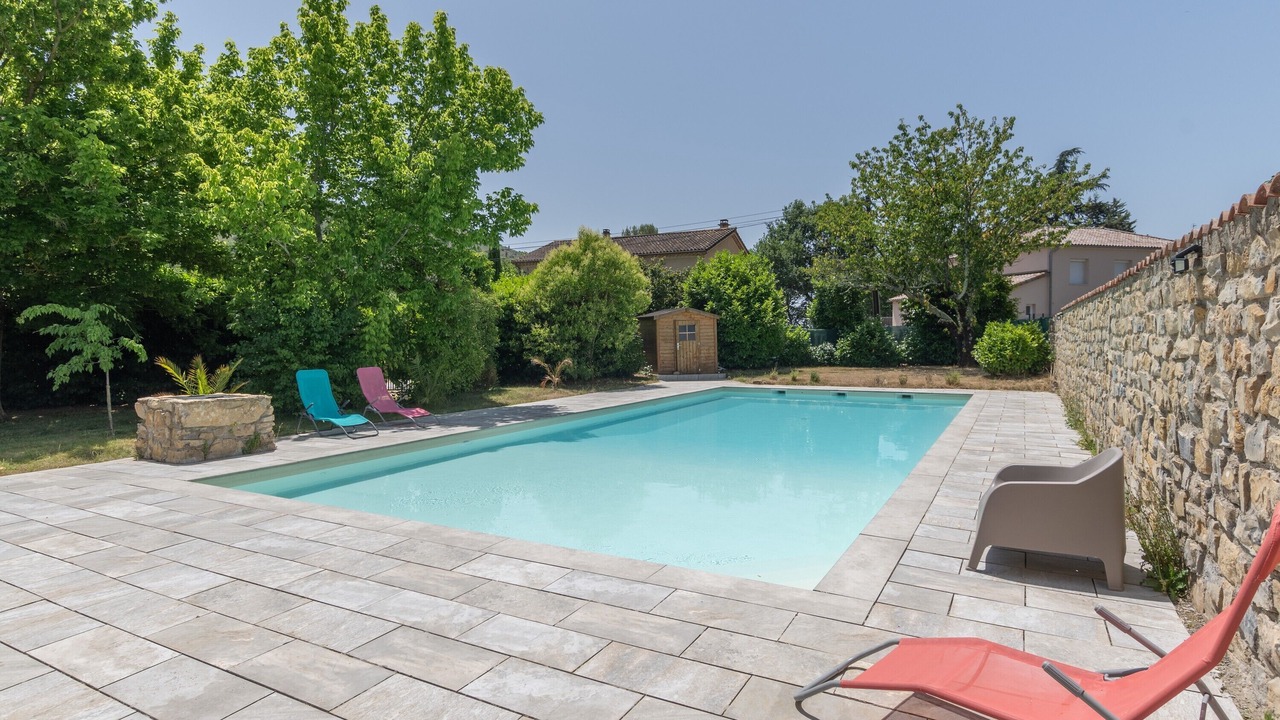 Photo of Outdoor in Vesseaux