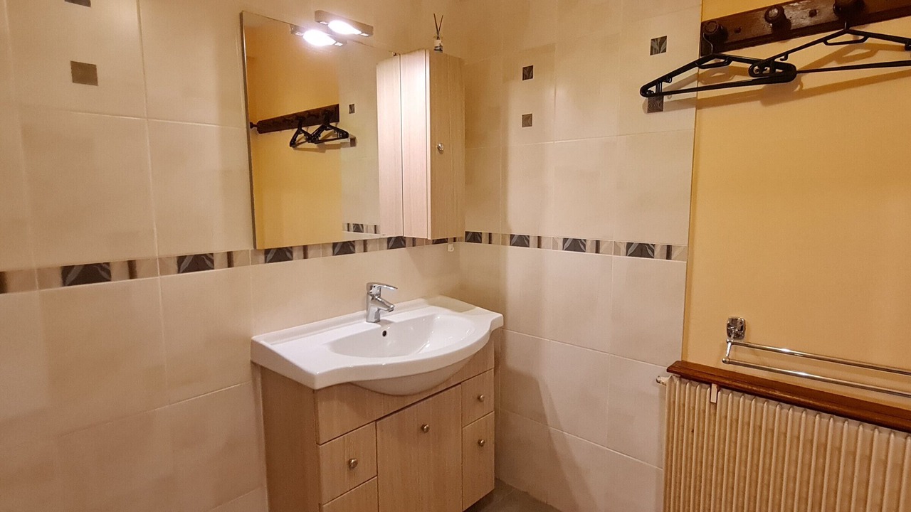 Photo of Bathroom in Mauvages