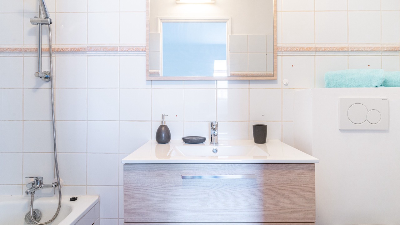 Photo of Bathroom in Treguier