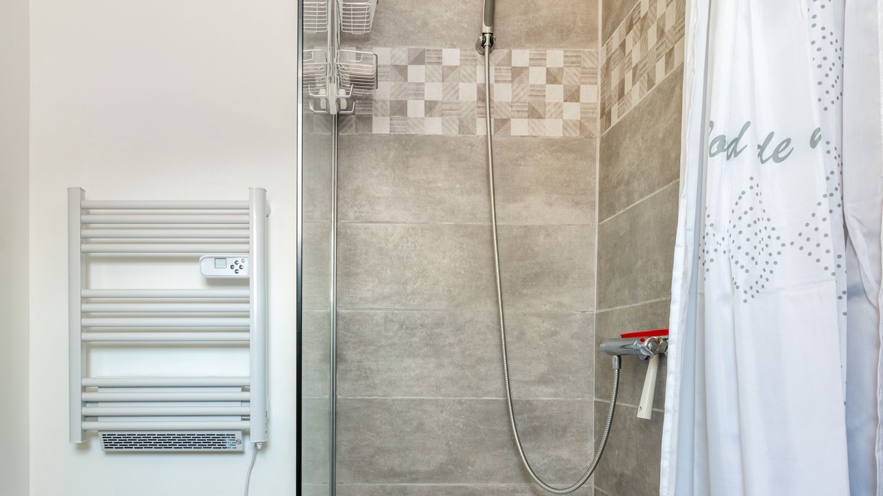 Photo of Bathroom in Plumieux