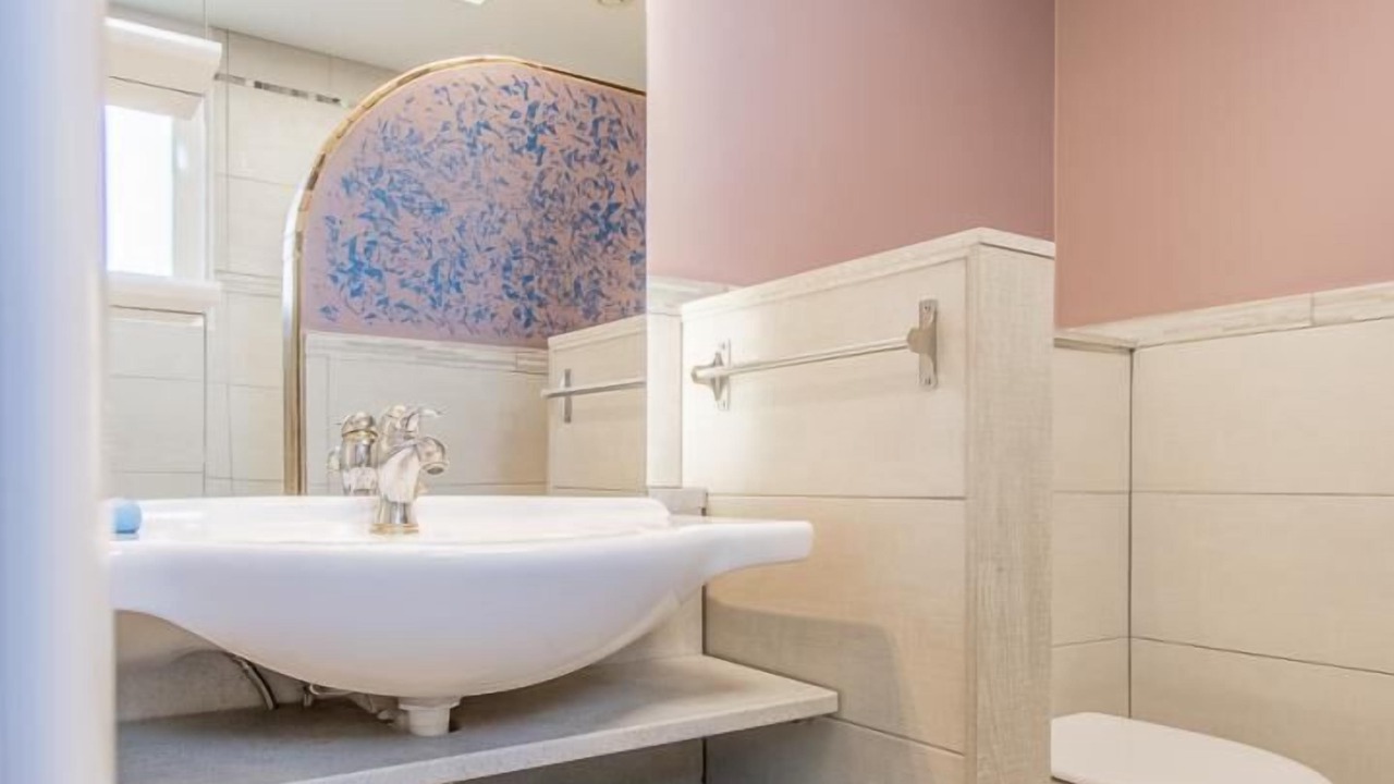 Photo of Bathroom in Gilly-sur-Loire