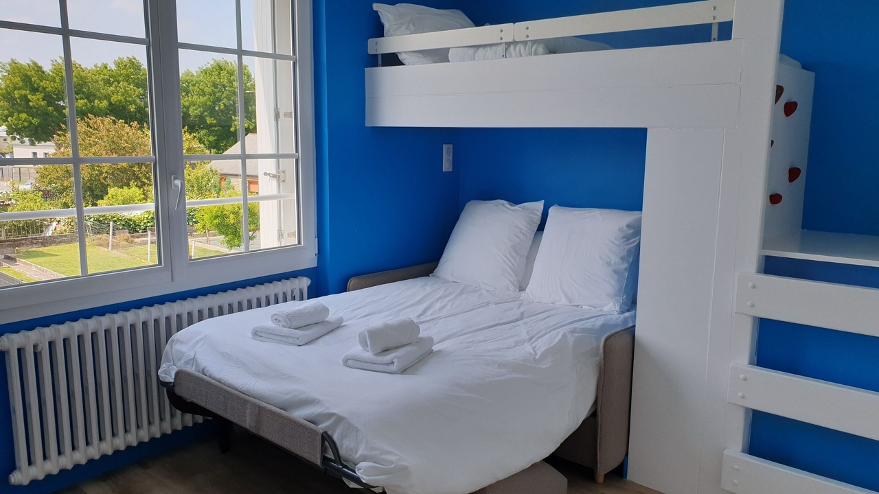 Photo of Bedroom in Pontorson