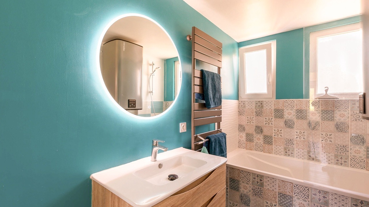 Photo of Bathroom in Porspoder