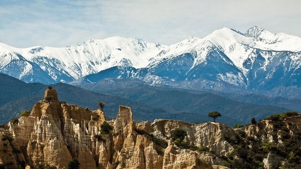 Photo of Others in Camelas