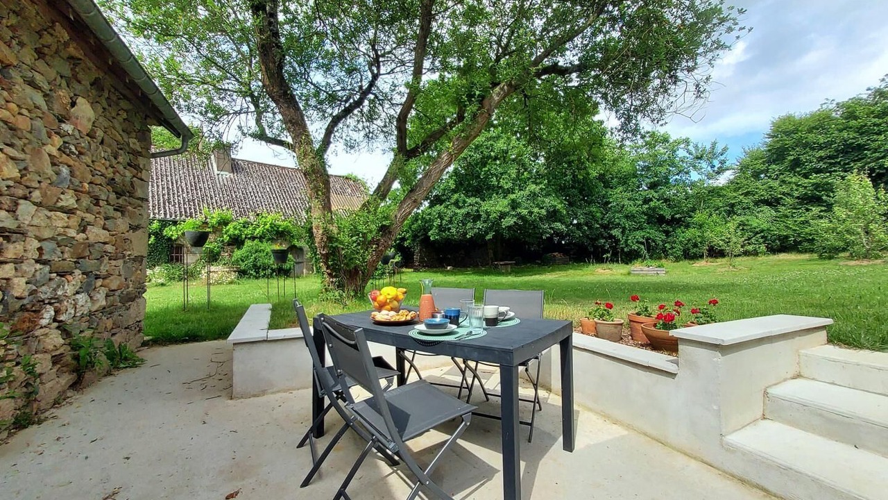 Photo of Outdoor in Neulliac
