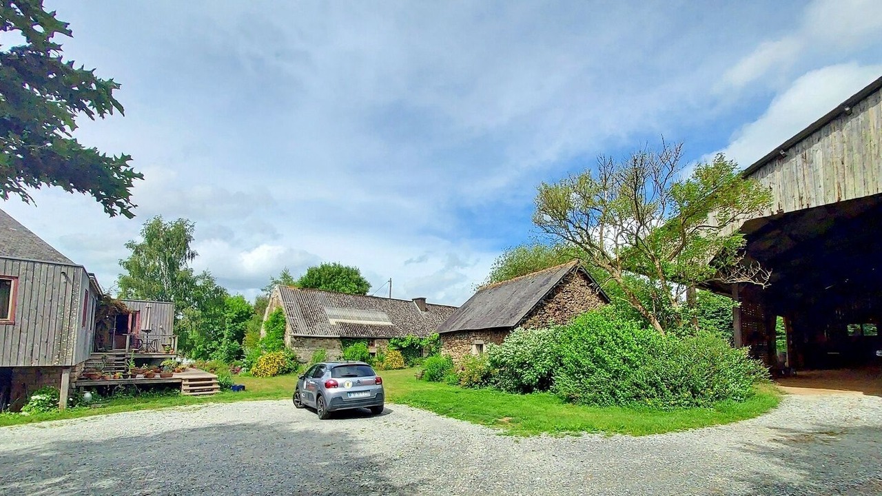 Photo of Outdoor in Neulliac