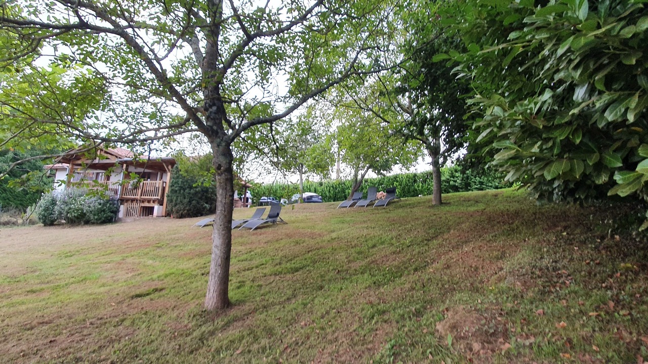 Photo of Outdoor in Osses