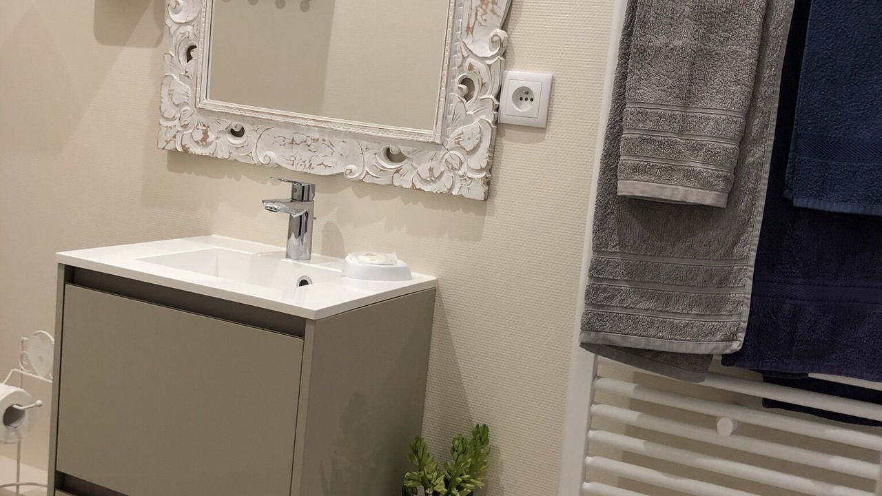 Photo of Bathroom in Fussy