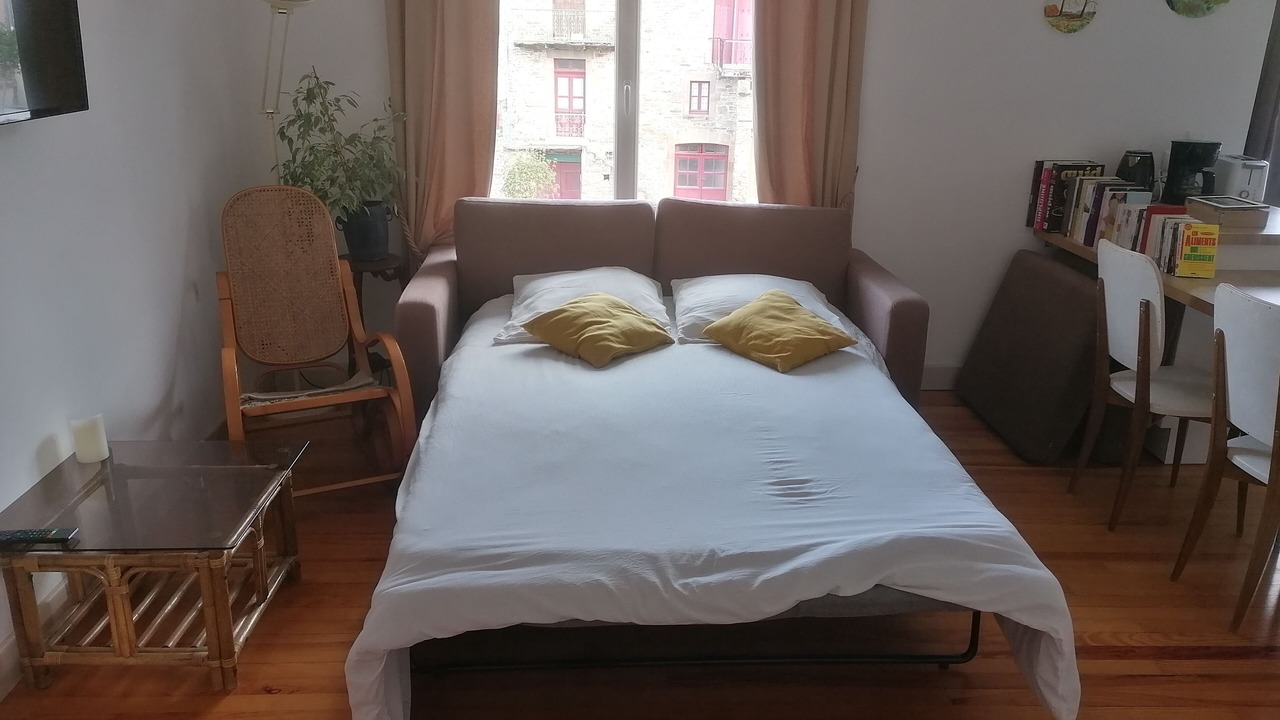 Photo of Bedroom in Salles-Curan