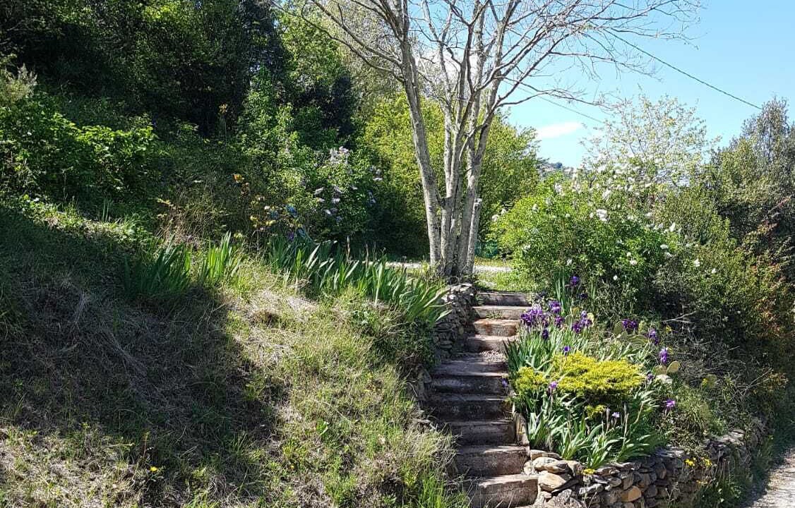 Photo of Outdoor in Reynes