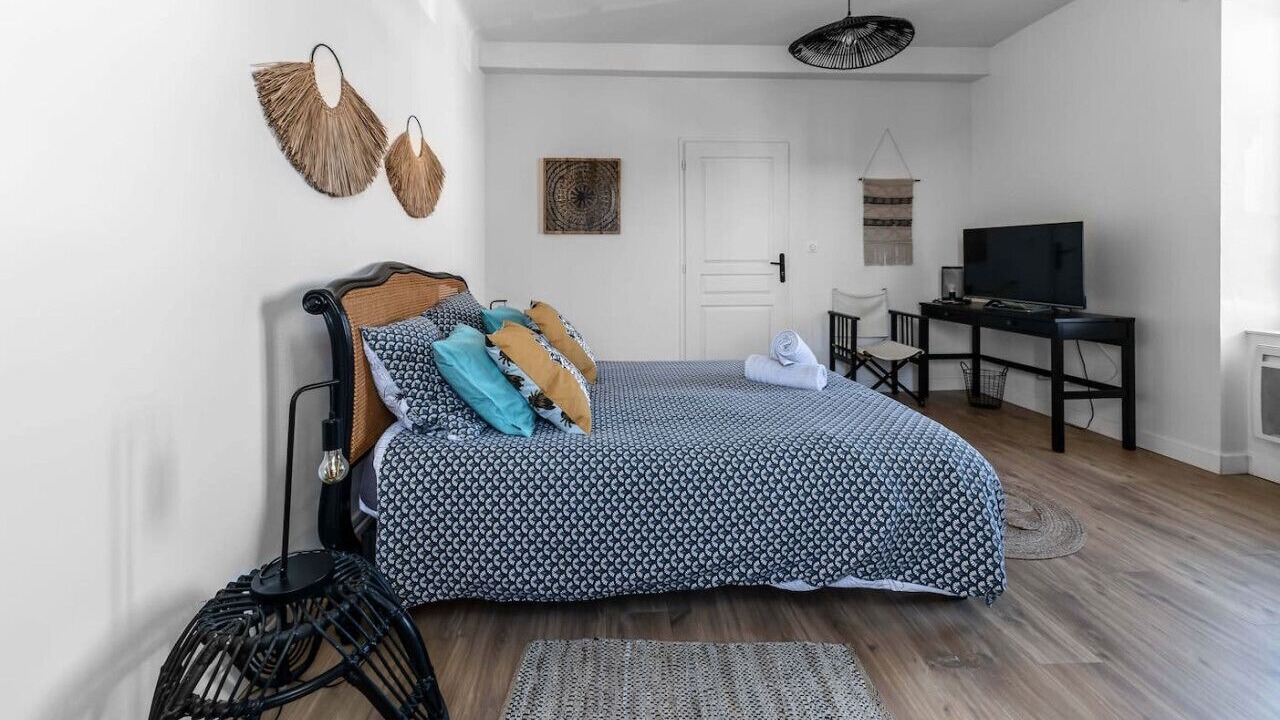 Photo of Bedroom in Gannat