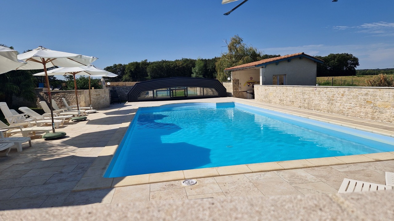 Photo of Outdoor in Saint-Pierre-d'Amilly