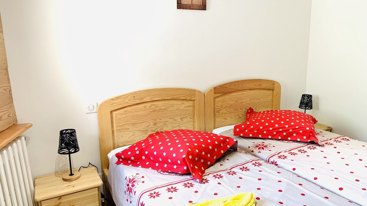 Photo of Bedroom in Pont-du-Fosse